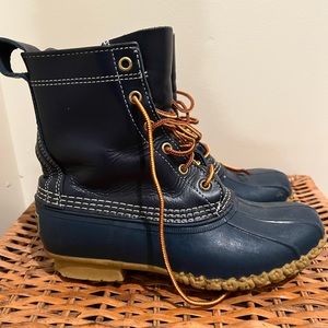 LL Bean Women’s Bean Boots, 8" Thinsulate, size 7M, blue